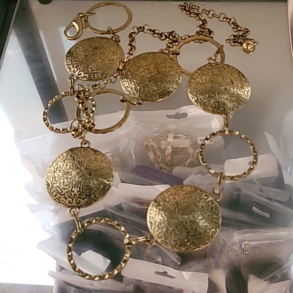 Golden waist belt